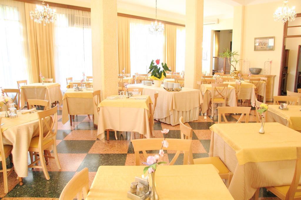 Hotel B&B Risorta Abano Terme Exterior photo